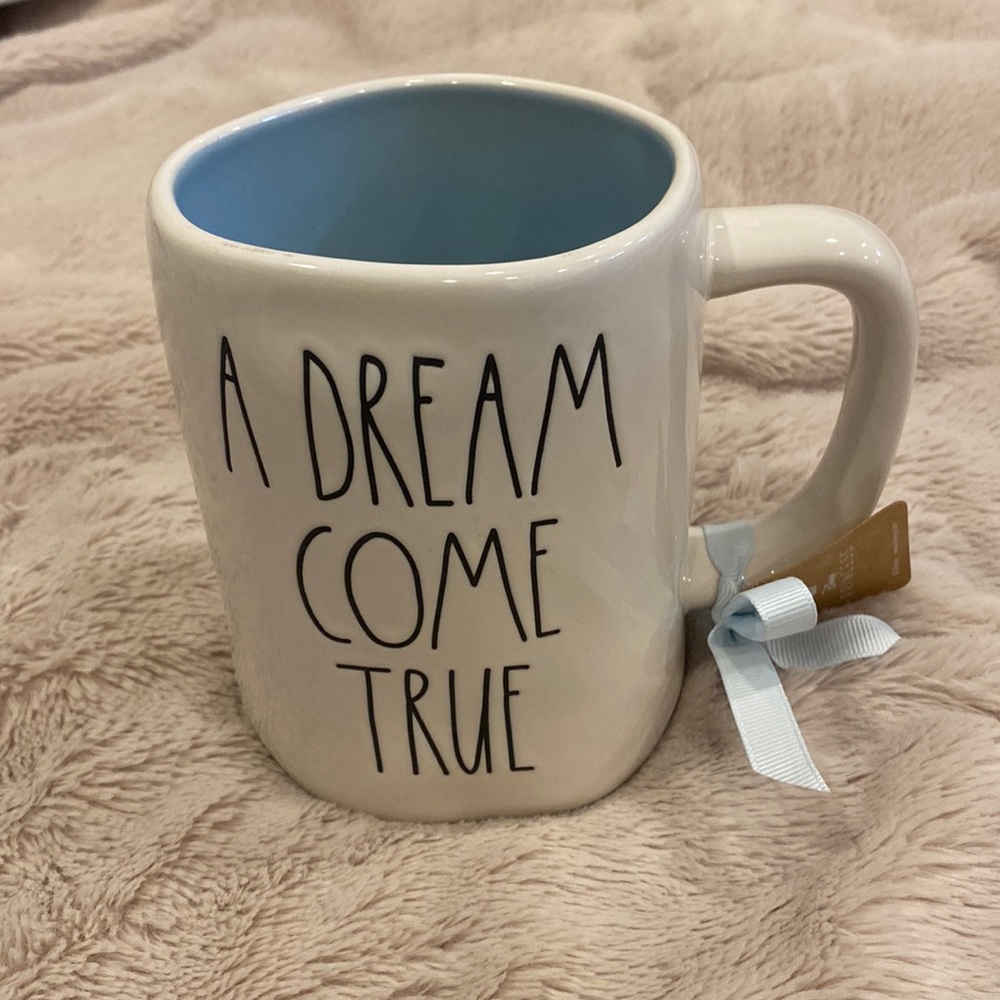 Rae Dunn CINDERELLA DISNEY PRINCESS MUG